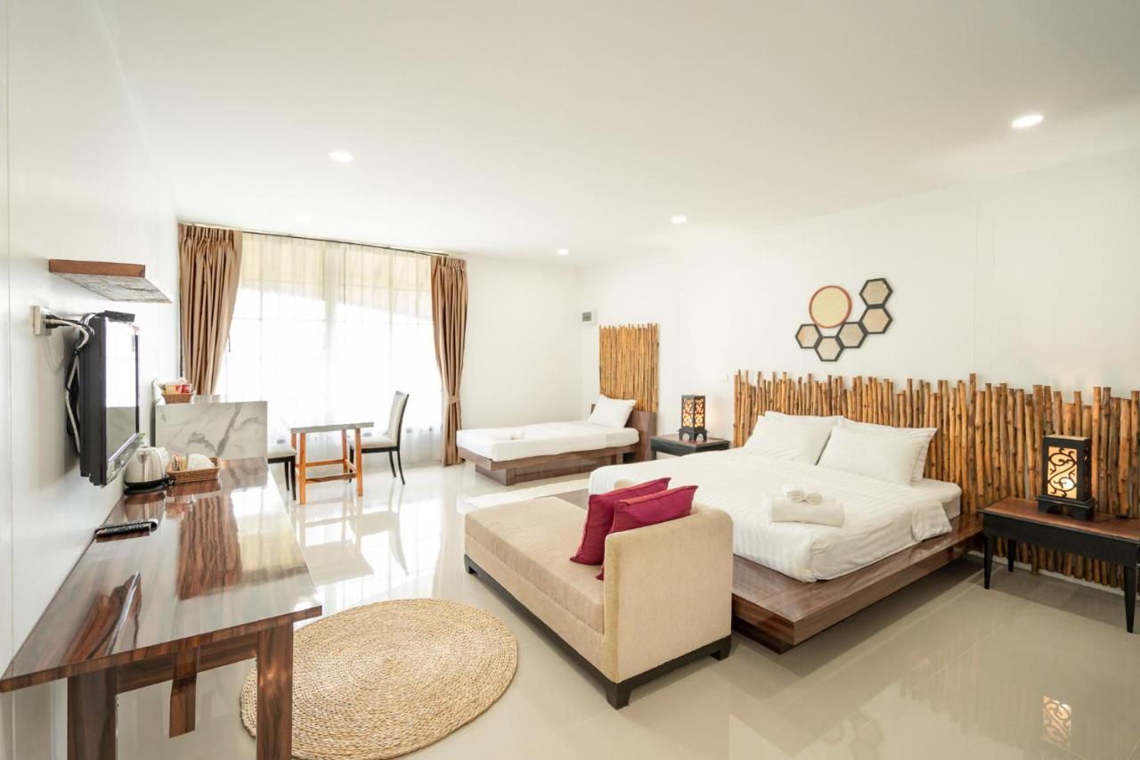 The Loft Panwa Resort Esterno foto